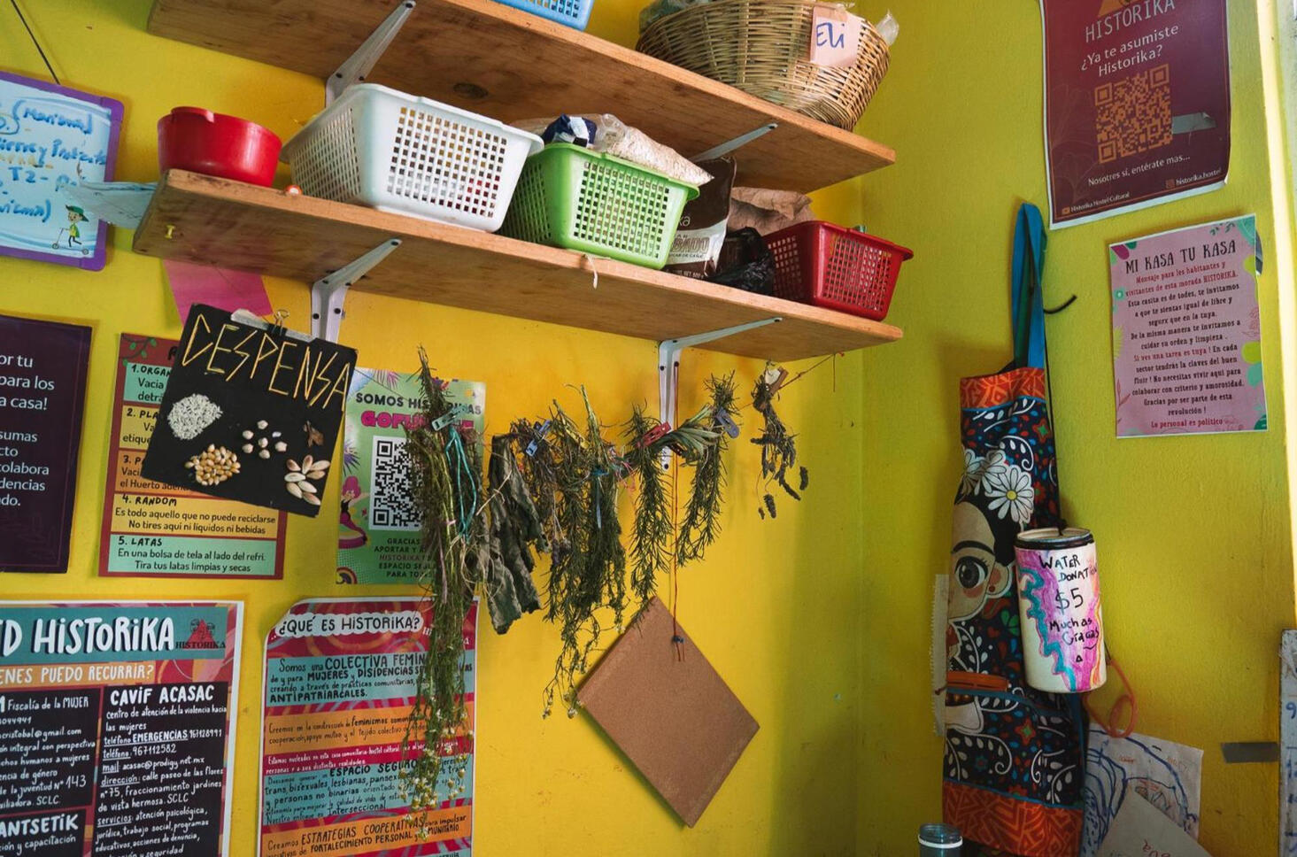 Despensa comunitaria del hostal Histórika
